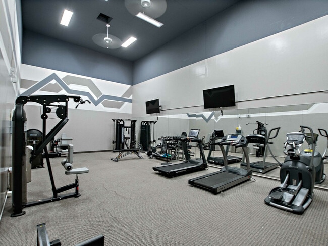 Cimarron Apartments in Mesa, AZ - Building Photo - Building Photo