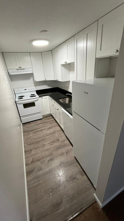 760 Farm Rd in Marlborough, MA - Building Photo
