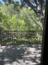85 Sherwood Dr, Unit Studio in Westlake Village, CA - Building Photo - Building Photo