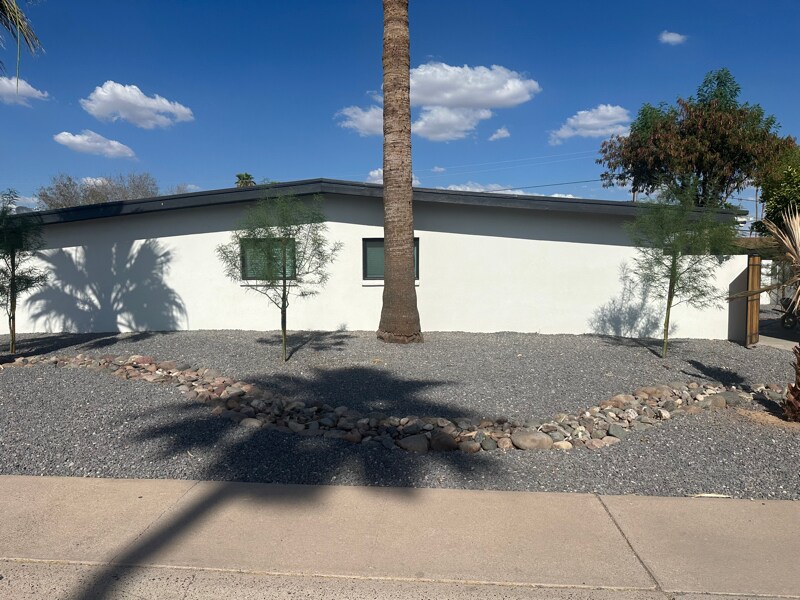 3301 N 66th Pl in Scottsdale, AZ - Building Photo