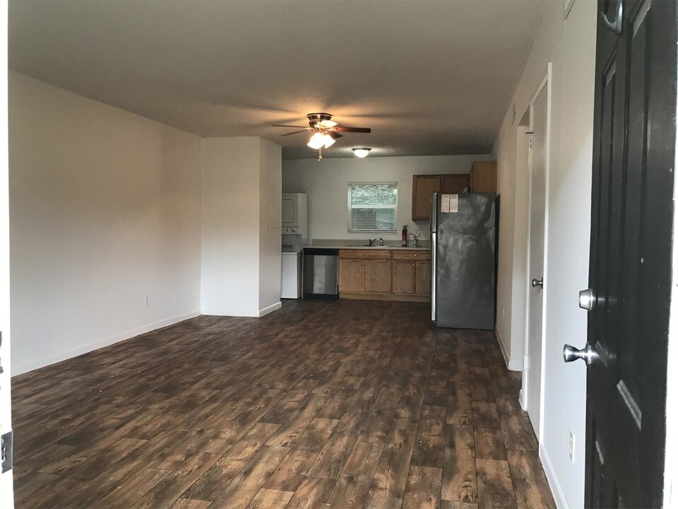 436 Belmont Rd-Unit -4 in Tallahassee, FL - Building Photo