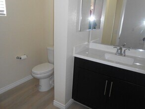 287 Mount Langley St in Henderson, NV - Building Photo - Building Photo