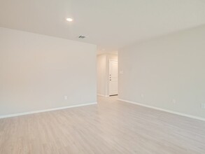 15011 Dorset Wheel in San Antonio, TX - Building Photo - Building Photo