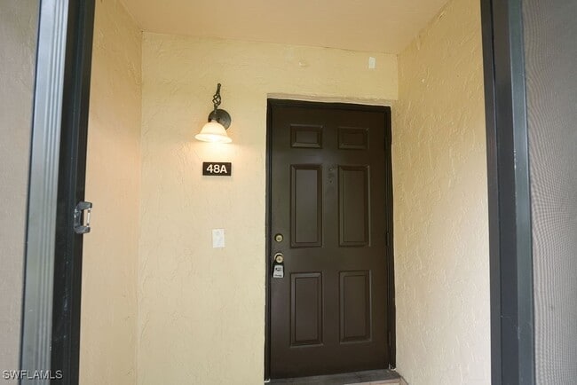 2151 42nd St SW in Naples, FL - Building Photo - Building Photo