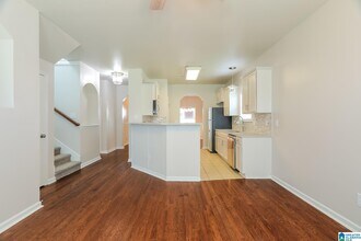 9353 Hoffman Pl in Warrior, AL - Foto de edificio - Building Photo