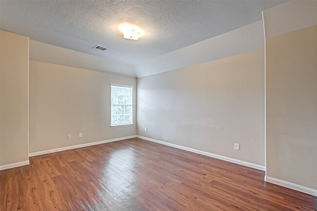 838 Darbydale Crossing Ln