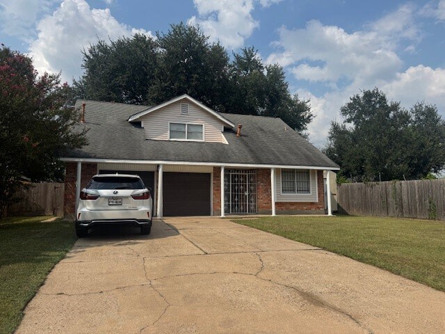2318 Lemonwood Ln in Houston, TX - Building Photo