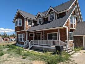 310 Arbor Ln in Big Bear, CA - Building Photo