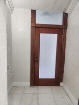 13381 NW 7th Ter in Miami, FL - Building Photo