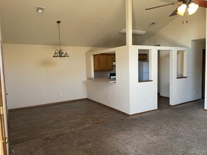 2717 SE 89th Ter in Moore, OK - Building Photo - Building Photo