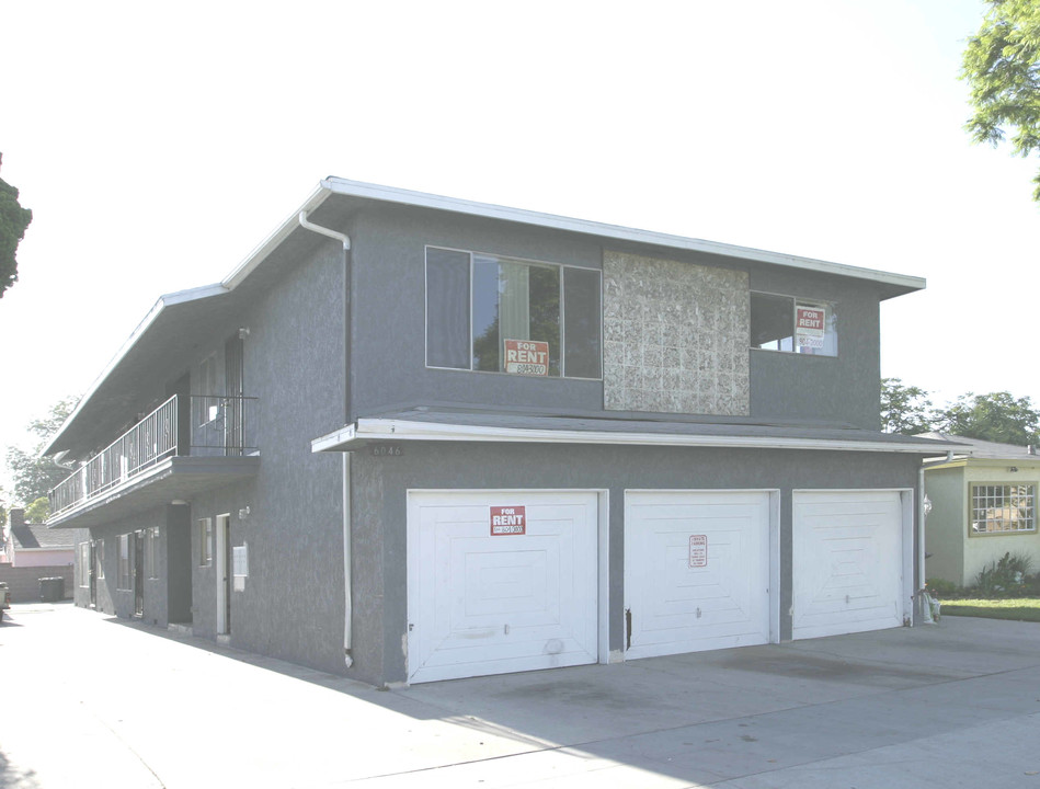 6046 Lime Ave in Long Beach, CA - Foto de edificio