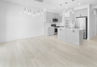 3030-3169 169 St. SW in Edmonton, AB - Building Photo - Building Photo