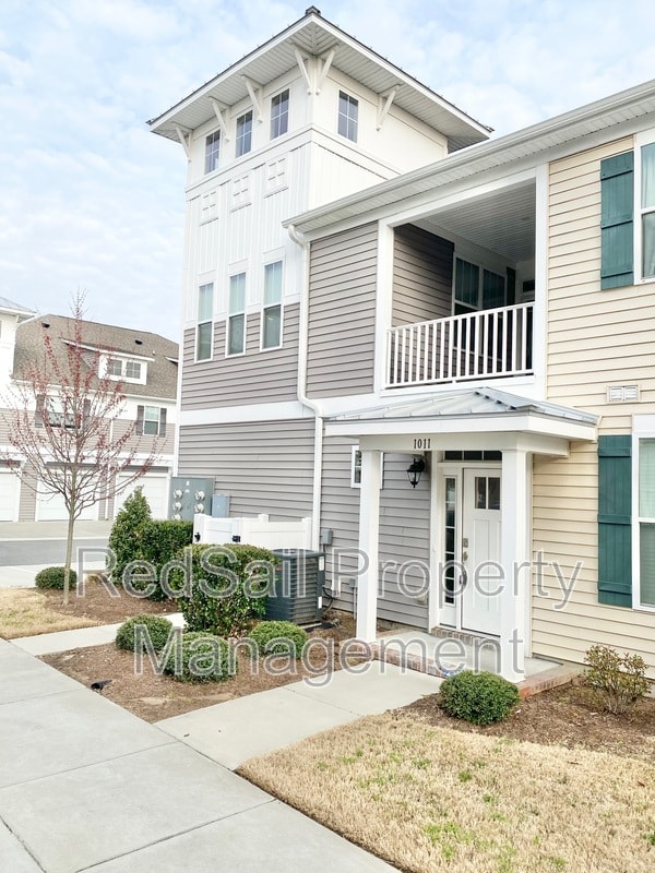 1011 Celia Ct in Hampton, VA - Building Photo - Building Photo