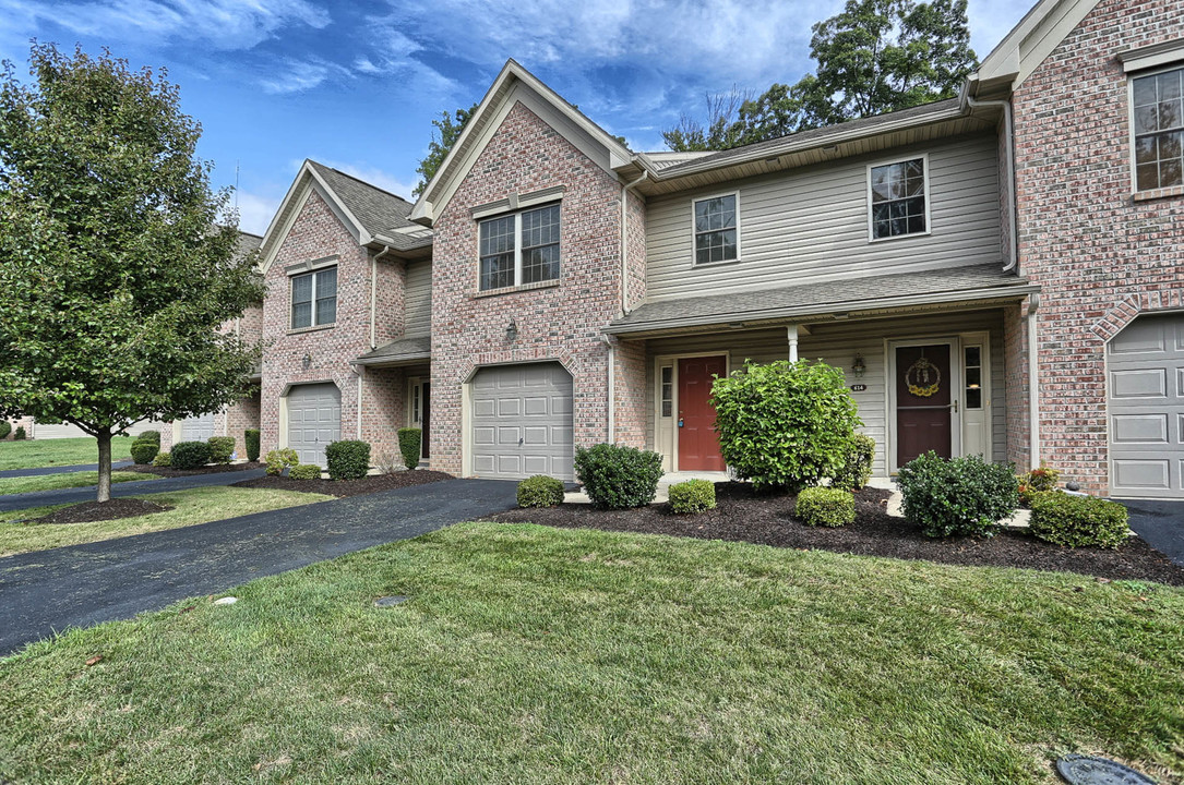 Park View Townhomes in Harrisburg, PA - Building Photo