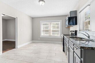 1119 Kenmore St in Jacksonville, FL - Building Photo - Building Photo