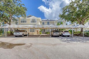 3409 54th Dr W in Bradenton, FL - Building Photo