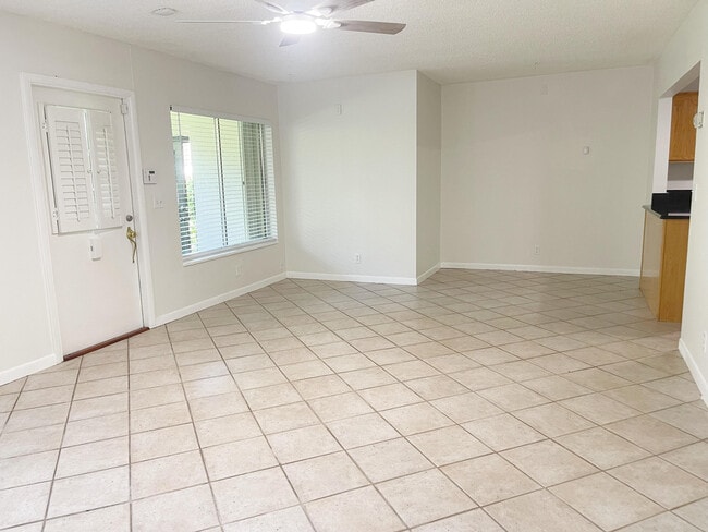 5971 La Pinata Blvd in Greenacres, FL - Building Photo - Building Photo