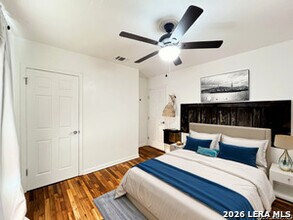 2319 Burnet St in San Antonio, TX - Building Photo - Building Photo