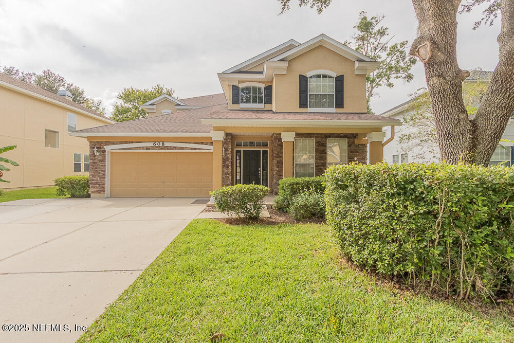 608 Spruce Creek Rd in Jacksonville, FL - Building Photo