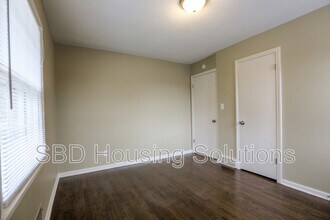 10112 Bennington Ave in Kansas City, MO - Building Photo - Building Photo