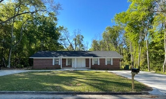 445 W Green St, Unit A-445 in Bainbridge, GA - Building Photo