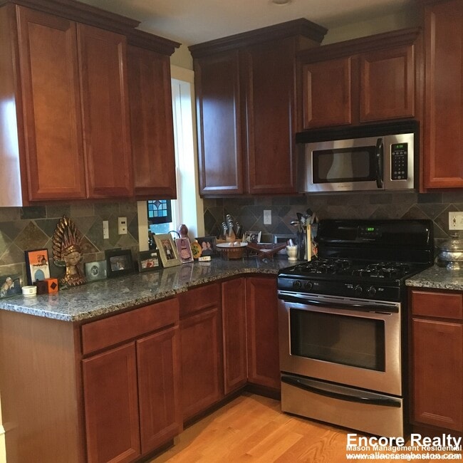 12 Arcola St, Unit 3, Unit 3