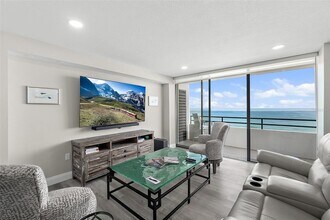 1601 N Central Ave in Flagler Beach, FL - Foto de edificio - Building Photo