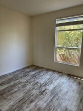 2291 Guerneville Rd in Santa Rosa, CA - Building Photo - Building Photo