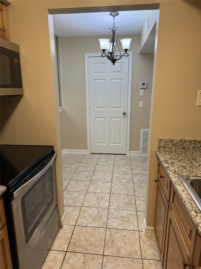 property at 712 Memorial Mews St