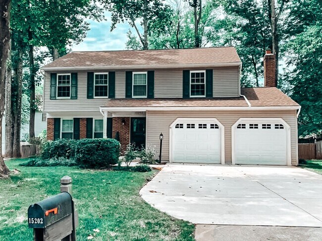 15202 Holleyside Dr in Montclair, VA - Building Photo - Building Photo