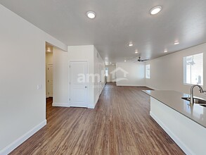 2692 W 3400 S in Syracuse, UT - Building Photo - Building Photo