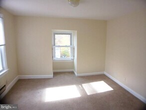 1643 Rockwell Rd in Abington, PA - Building Photo - Building Photo