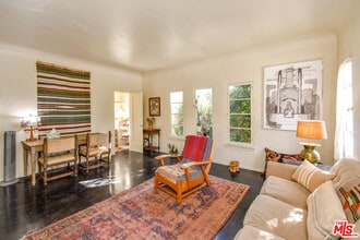 8437 Waring Ave in West Hollywood, CA - Building Photo - Building Photo