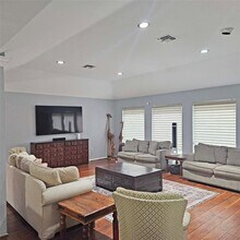 15622 Whitewater Ln in Houston, TX - Building Photo - Building Photo