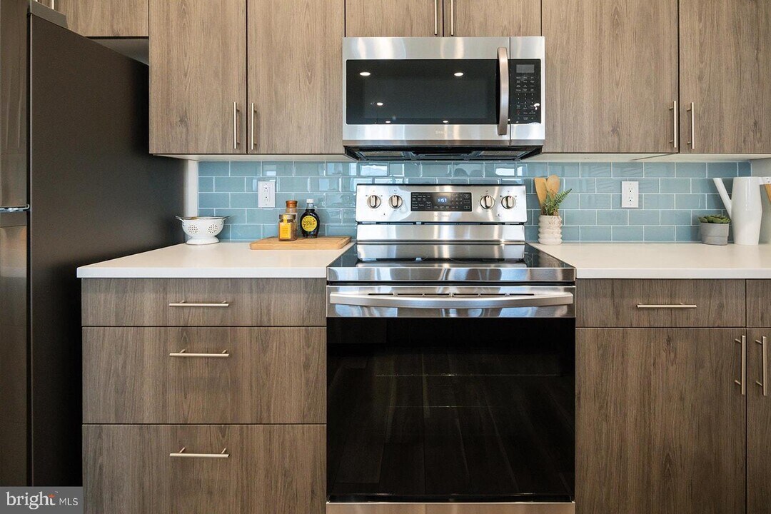 408 Cecil B. Moore Ave-Unit -F in Philadelphia, PA - Building Photo