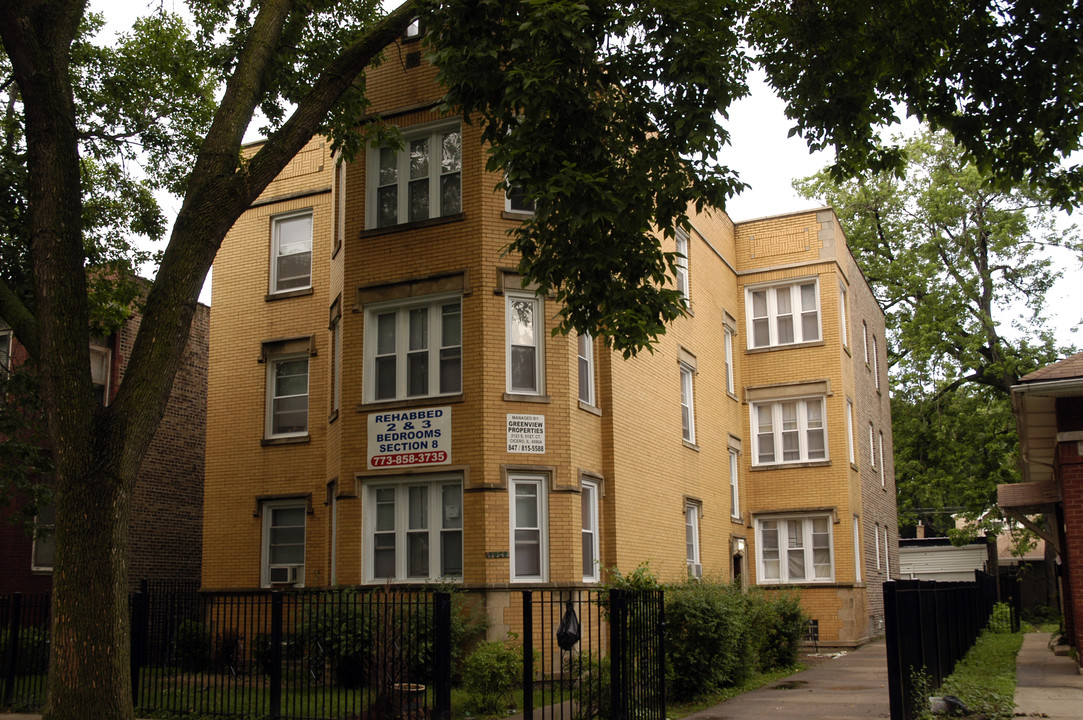 7924 S Luella Ave in Chicago, IL - Building Photo