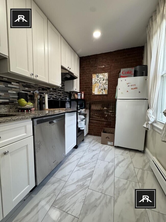 45 Cameron St in Brookline, MA - Building Photo - Building Photo