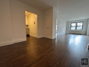 EAST 63 STREET in New York, NY - Building Photo - Building Photo