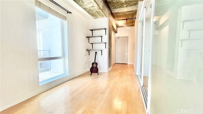 645 W 9th St, Unit 631 in Los Angeles, CA - Foto de edificio - Building Photo