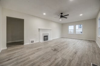 1512 E 76th St in Kansas City, MO - Building Photo - Building Photo