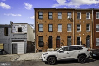 22 S Carey St in Baltimore, MD - Building Photo - Building Photo