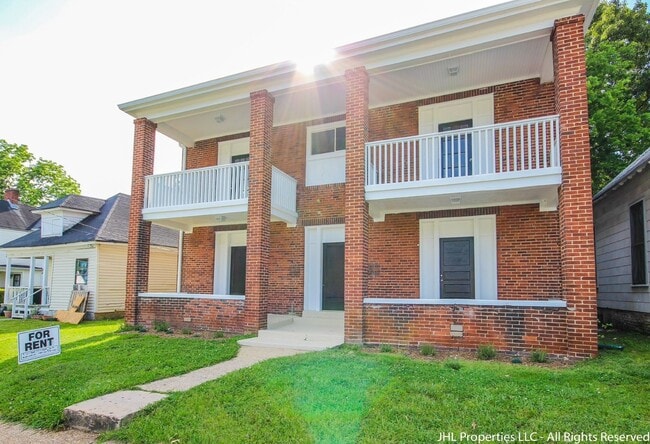 property at 1203 Peachtree St