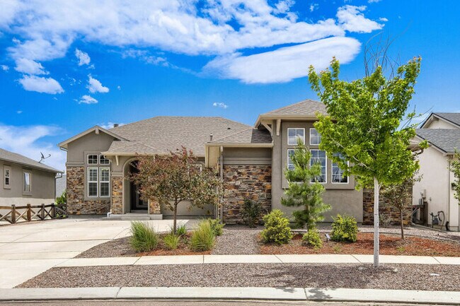 8433 Crooked Branch Ln