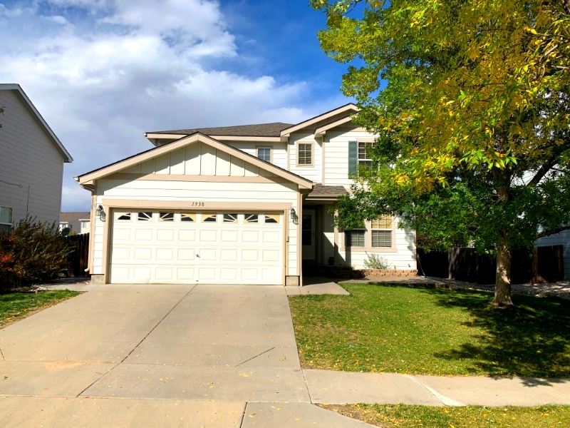 1938 Mainsail Dr in Fort Collins, CO - Building Photo