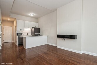 3505 N Sheffield Ave in Chicago, IL - Building Photo - Building Photo