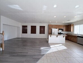 4742 Cortina Rancho St in Las Vegas, NV - Building Photo - Building Photo