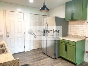 827 Woodmore Ln in Chattanooga, TN - Building Photo - Building Photo