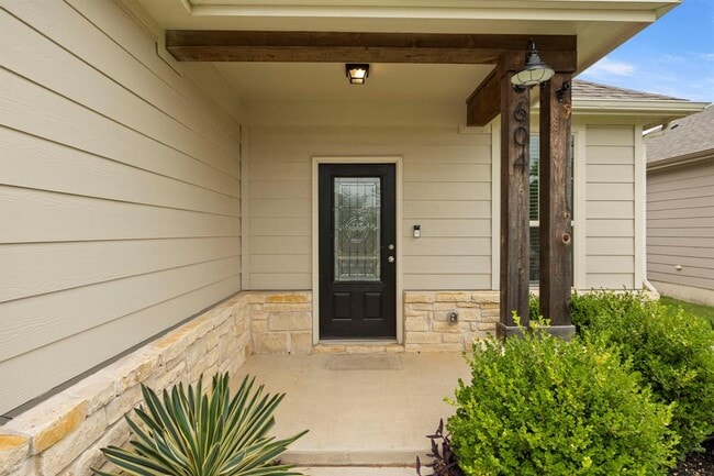 604 Whitman Ave in Georgetown, TX - Building Photo - Building Photo