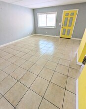 411 N Halifax Ave in Daytona Beach, FL - Building Photo - Building Photo