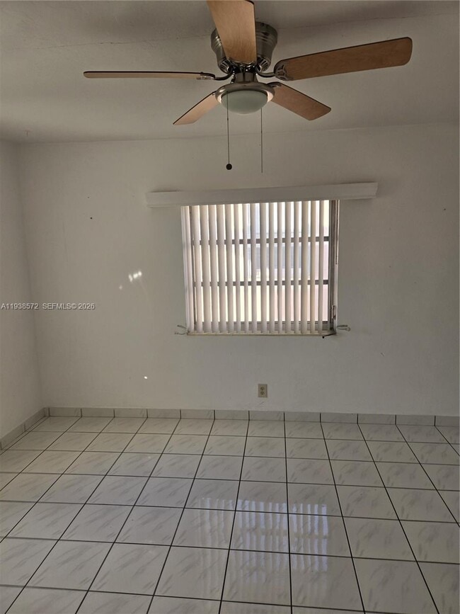 1708 Plunkett St in Hollywood, FL - Building Photo - Building Photo